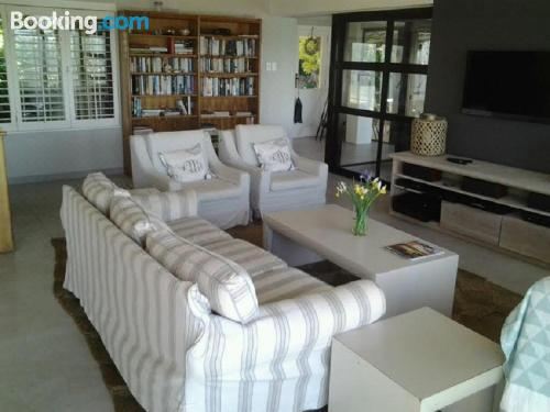 Dinvorae Four-Bedroom House