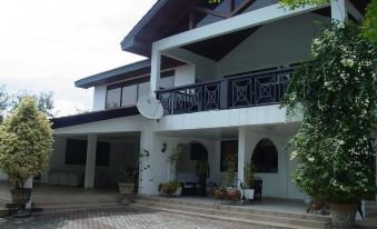 Villa Ayodele - Housity