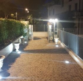 Sirmione Rosselli Apartments - Housity