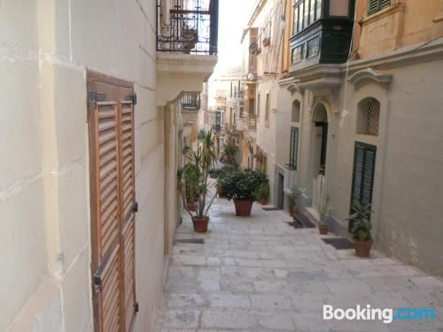 两卧室联排别墅