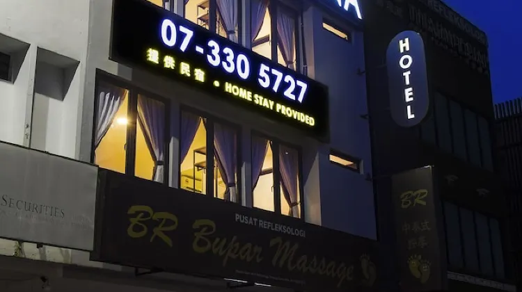 Hotel Insuna Johor Bahru 外観