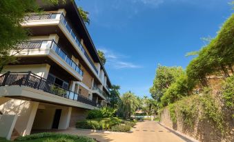 Kanika Residence - BangTao Beachfront Living, Pools, Gardens, BBQ.