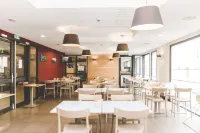 Terres de France - Appart'Hotel Quimper Bretagne