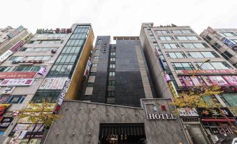 Bucheon (Sangdong) R Hotel