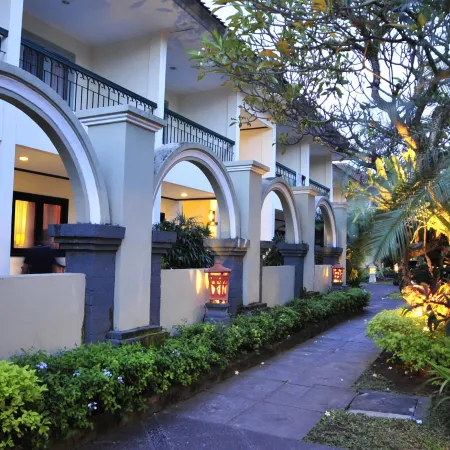 Legian Paradiso Hotel