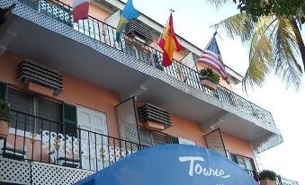 Towne Hotel
