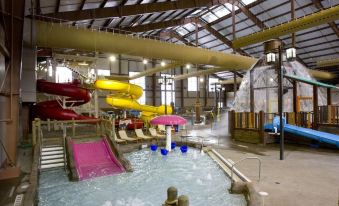 Hope Lake Lodge & Indoor Waterpark