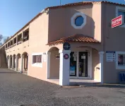 Artemia Aigues-Mortes - Hotel Avec Piscine