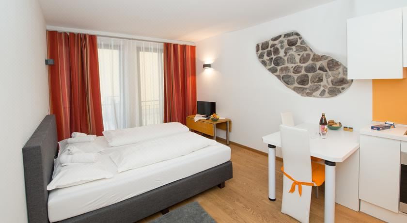 Vintler Apartments Studio - Ground Floor