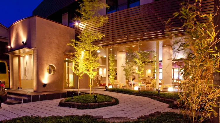 上諏訪温泉 しんゆ 外観