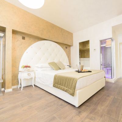 Junior Suite Hotel Vespasiano Promo Code