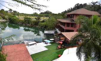 Thana Lagoon Resort