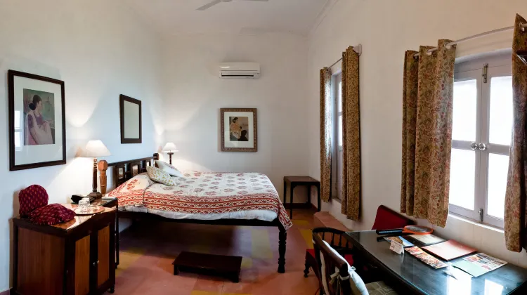 Neemrana's - Hill Fort - Kesroli Room