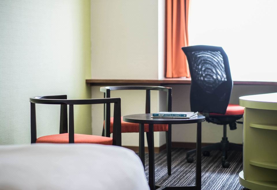 the b ikebukuroDeluxe Double Room Non-smoking