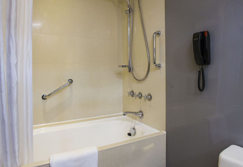 Marco Polo Hongkong HotelContinental Deluxe Room