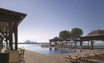 Shangri la Hotel Qaryat Al Beri Abu Dhabi