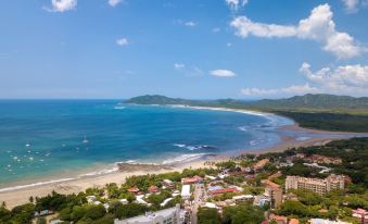 Tamarindo Village Hotel