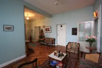 Travellers Inn