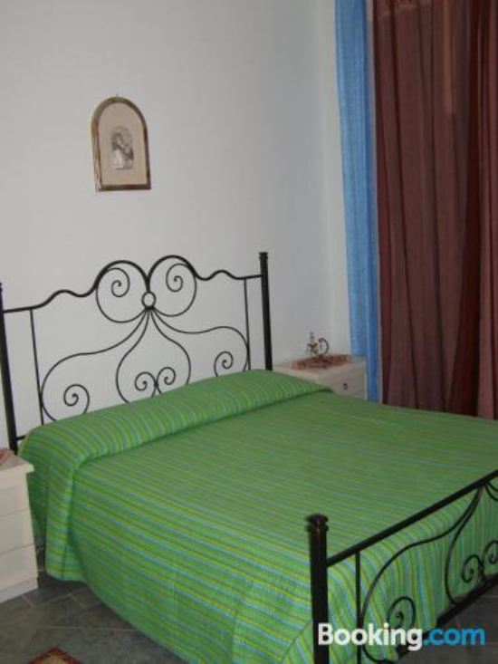 带私人外部浴室的双人房