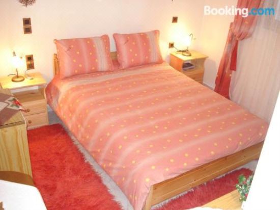 带湖景的双人间