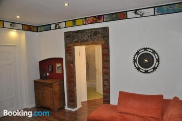 一卧室公寓（带阳台）