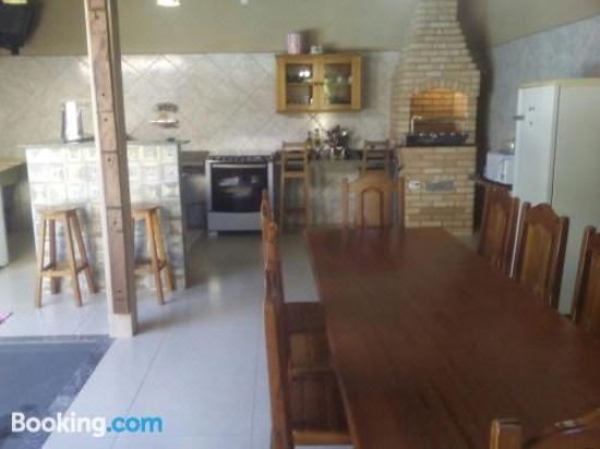 Recanto Melo Three-Bedroom Townhouse