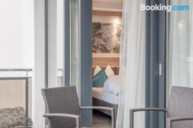 带阳台的豪华两卧室公寓