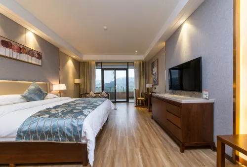 Huatian Hotel