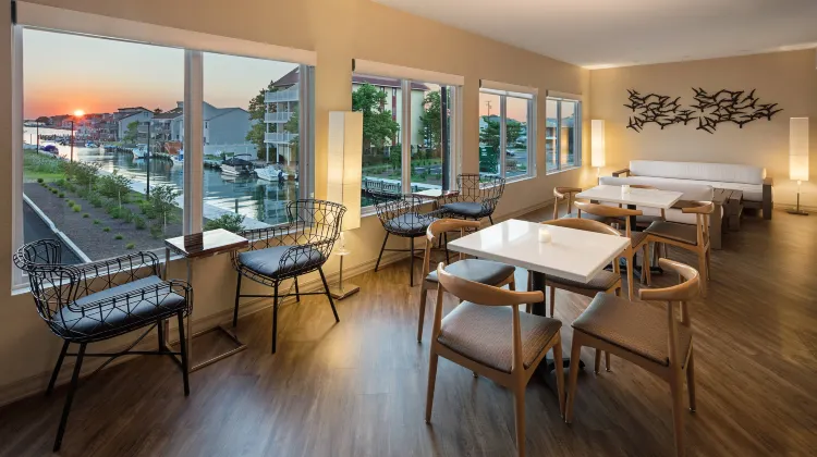 Fairfield Inn & Suites Ocean City Dining/Restaurant