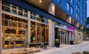 Moxy Minneapolis Downtown