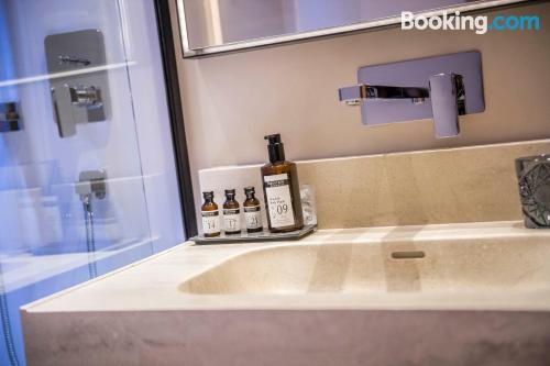 豪华特大床套房