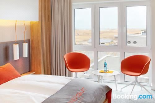 双人房带侧面海滩景观