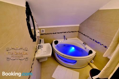 豪华套房-带水疗浴缸