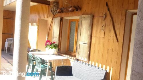 带露台一室公寓