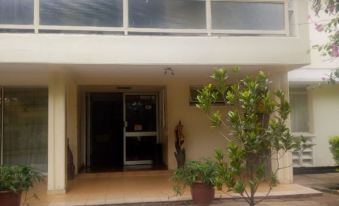 Homa Bay Tourist Hotel - Housity