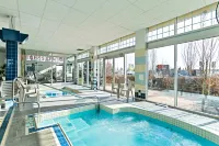 Super 8 by Wyndham Macleod Trail Calgary