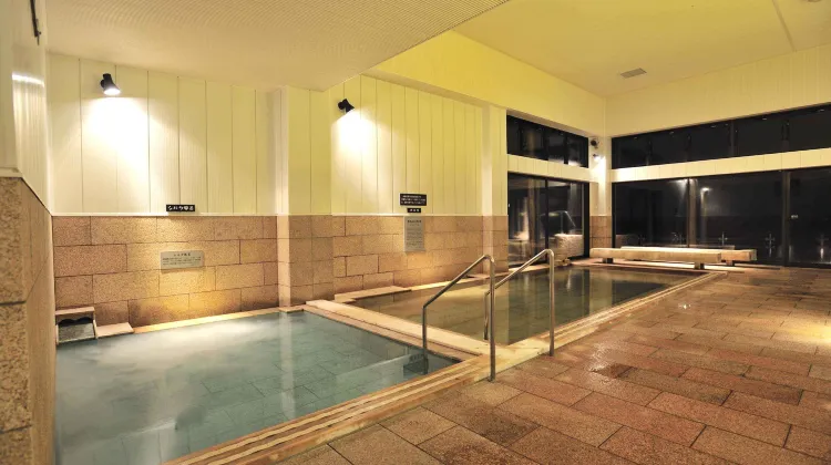 Yamazakura Momo No Yu 施設