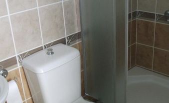 Evim Zeytinlik Pension - Housity