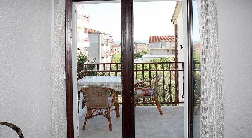 带海景的一卧室公寓