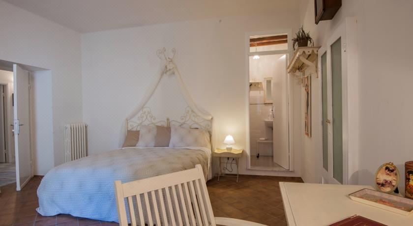 双人房（带独立浴室）