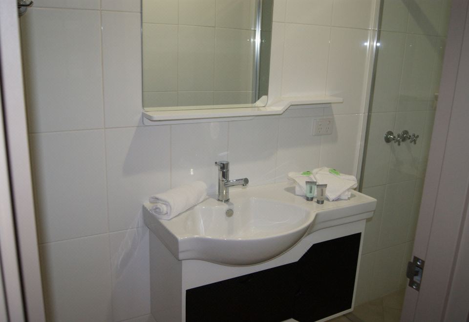 Murray Valley MotelStandard Queen Room