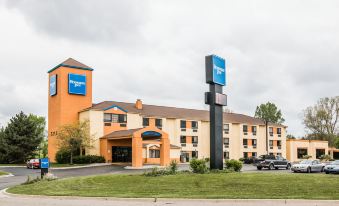 Days Inn by Wyndham Flint / Bishop International Airport