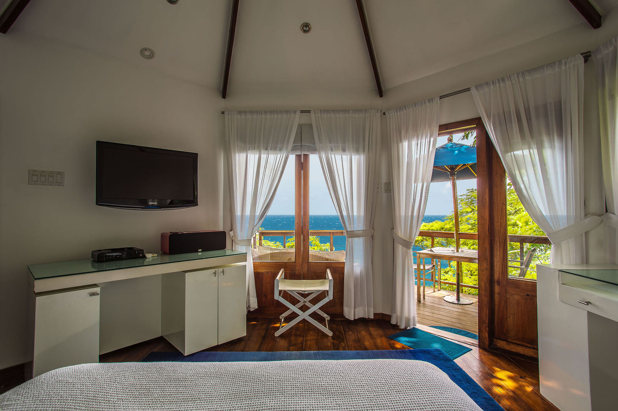 带海景的豪华大床房