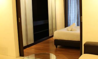 Peaceful Service Suites at Taragon Puteri Bintang