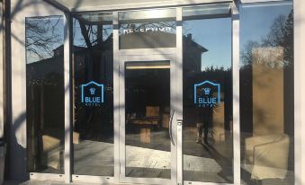 Blue Hotel Depandance - Housity