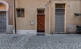 Colonna Suite - Rome Spanish Steps Suite & Spa