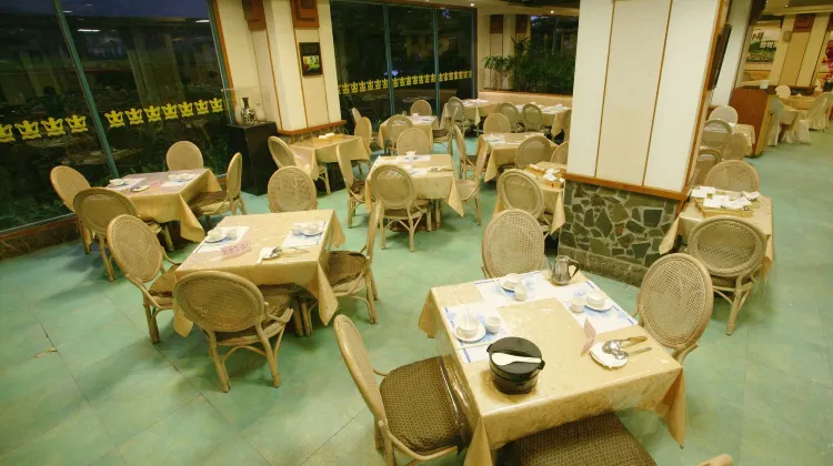 Hoya Hotel 食事・レストラン