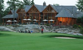 Rocky Crest Golf Resort