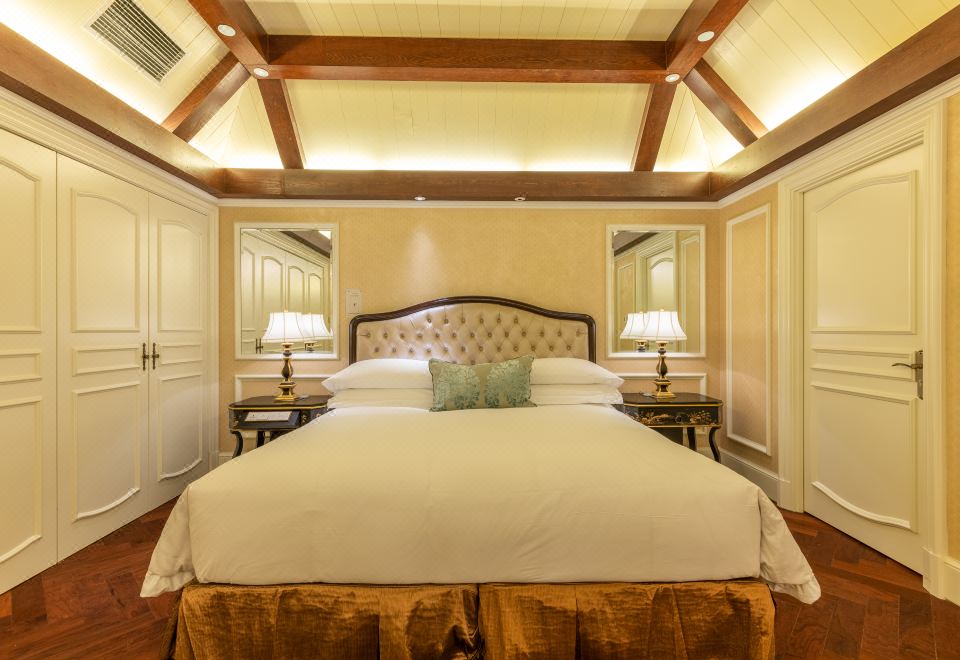 the Castle Hotel, A Luxury Collection HotelPremier Sea-View Three-Bedroom Duplex Apartment Suite 190