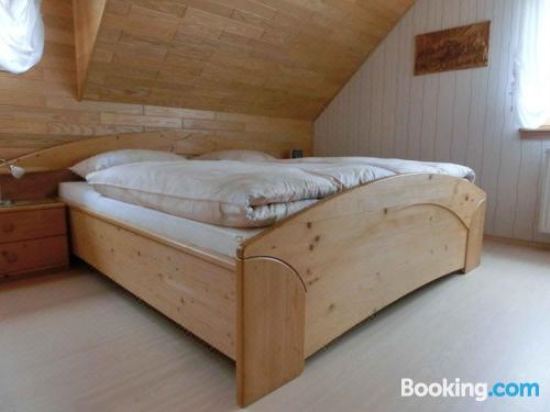 高级一卧室带阳台公寓